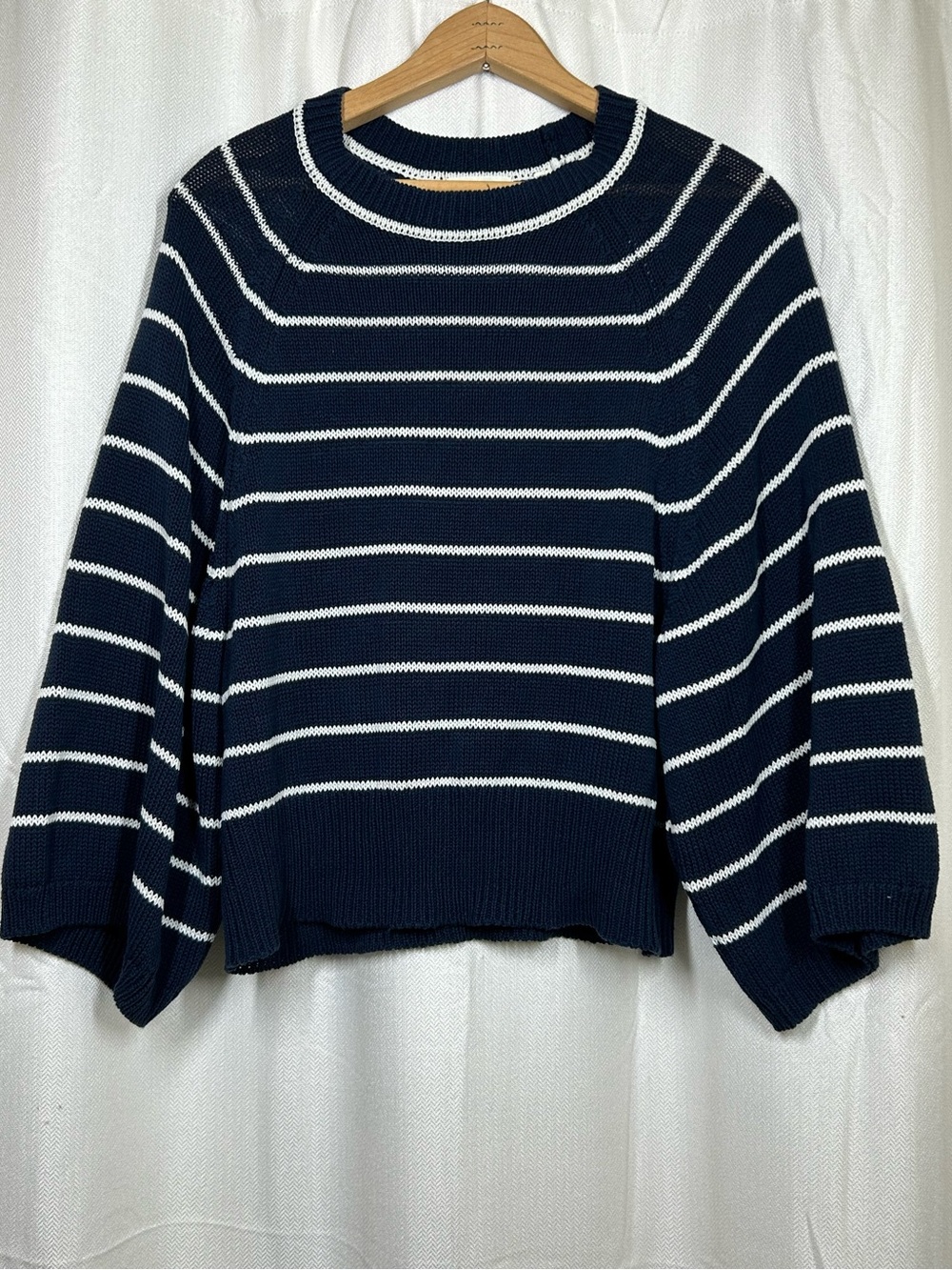 Max Studio Linen Blend Striped Sweater Navy White Size Medium